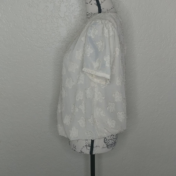 Top Cream Size M - Picture 3 of 3